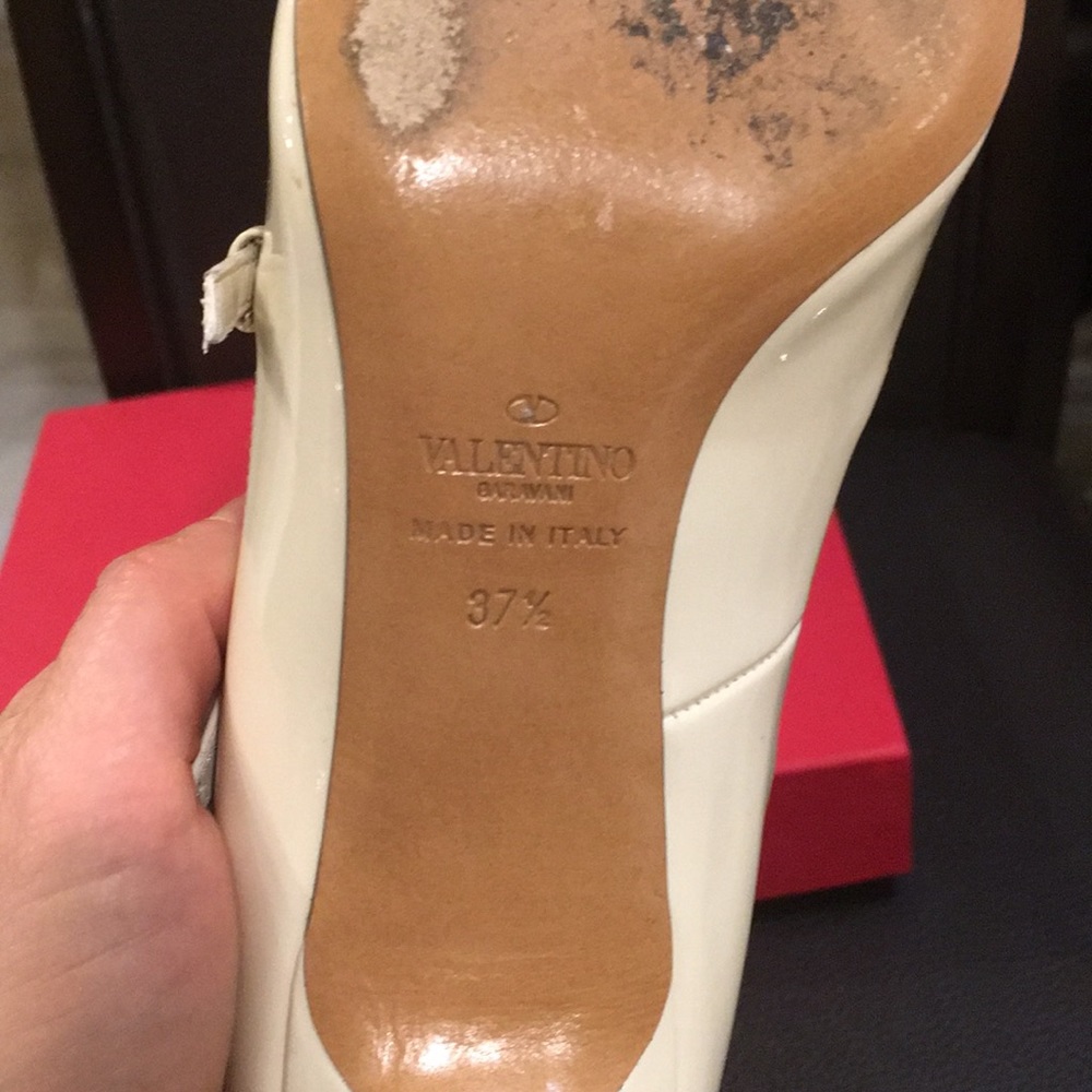 Valentino Garavani shoes 37.5 with box, EUC - Picture 5 of 8